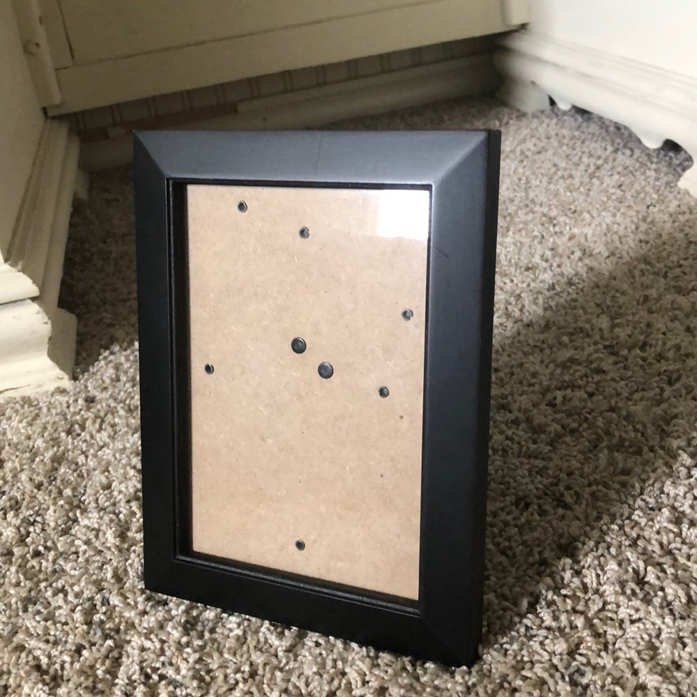 Black picture frame